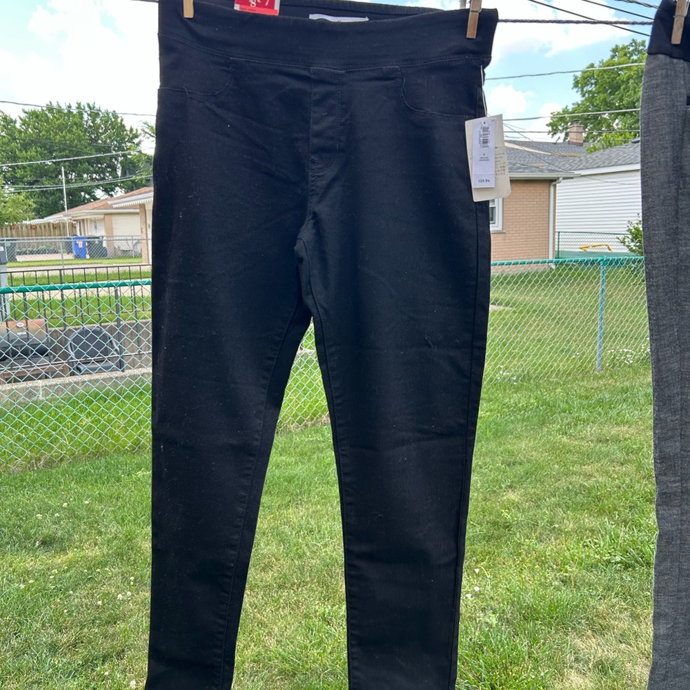 Old Navy Super Skinny Black Leggings